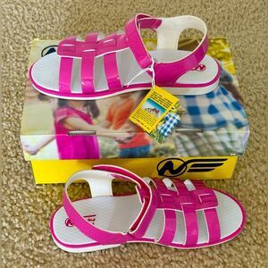 NWB Naturino Adelina Fuchsia Pink Sandals Little Girls Sz 1